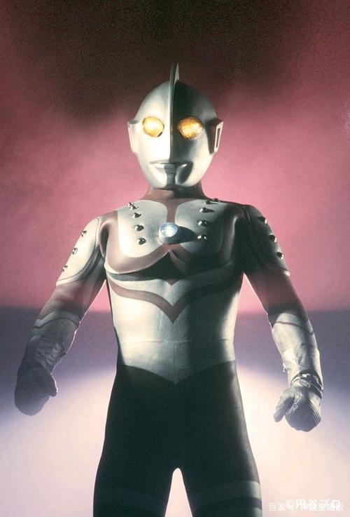 佐菲沙福林其实真实存在只是一直潜伏在光之国