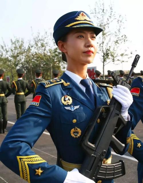 仪仗大队女兵队长程诚:从阅兵方队的替补队员到国庆观礼嘉宾