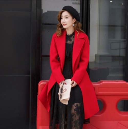 过年红色大衣怎么搭配好看大红色长大衣怎么搭配图片