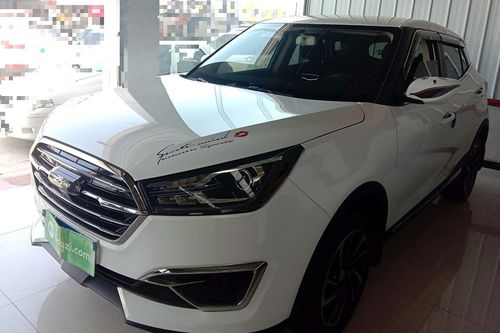 众泰t300 2018款 1.5l cvt豪华型