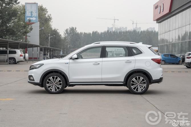 荣威rx5这款车的油耗水平怎么样?百公里油耗大概是多少?