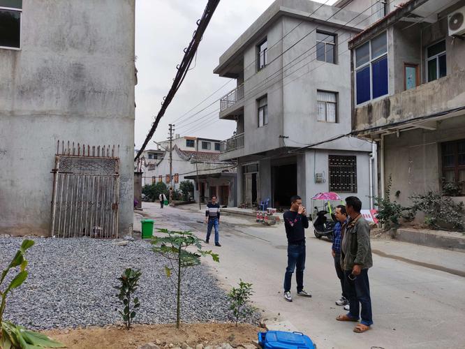 玉田镇分管领导实地考察指导"美丽长乐"公共休闲空间创建工作