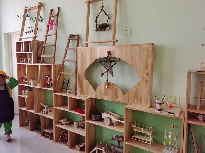 11.13】富民幼儿园参观常路中心幼儿园木工坊图片记录