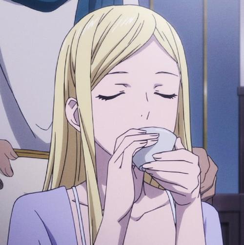 动漫头像:喝茶的小姐姐,好有感觉的一组图呀