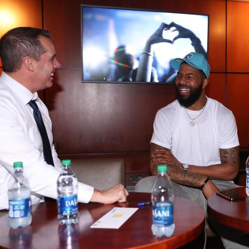 强力新援!马基夫-莫里斯:真心感谢湖人给我这个机会