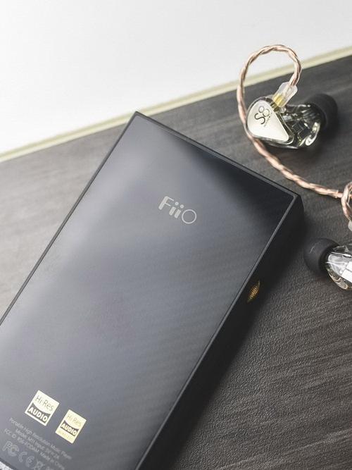 最近看到不少人都入手了飞傲m15以及m11 pro,吓得我赶紧先入手了一台