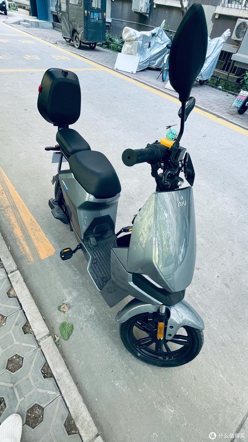 我的第二辆电动车小牛电动f2