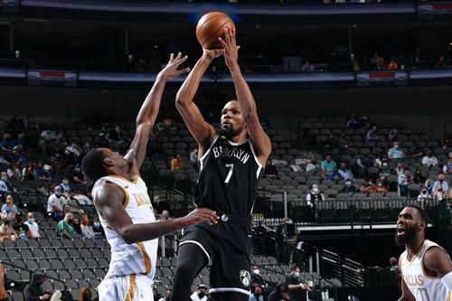 杜兰特:今晚我尝试了一些不该出手的投篮