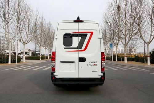 后纵床可拓展 宇通b530旗舰后纵床房车46.8万起售