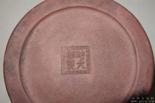 6cm,高:13cm,600cc,  牛盖,独孔,底款:时大彬制.