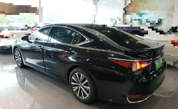 无锡二手雷克萨斯es 2018 款 200 卓越版 国v 黑色