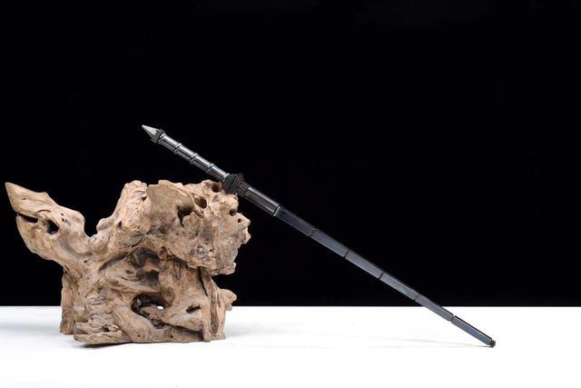 鉴赏,狄仁杰亢龙锏