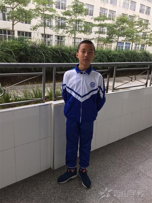 师生照片,视频看看/news,photos,videos 点击相关              肖