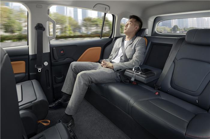 精准锁定共享出行一汽奔腾nat正式上市