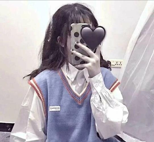 79优质遮脸头像女生79_素材_头像