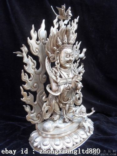 "西藏银玛哈嘎拉保护神佛雕像