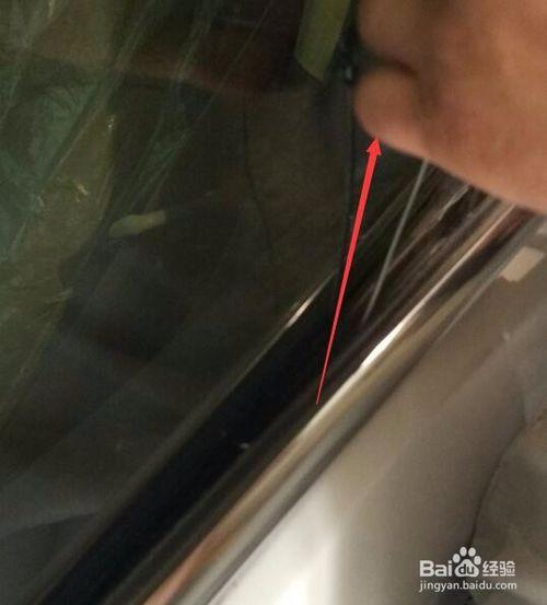 别克新君威/君越/英朗/gl8钥匙锁在车内开锁技巧