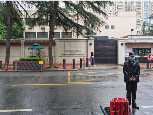 2020年7月25日,四川成都.美国驻成都总领事馆外