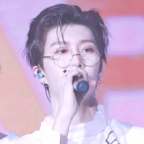 爱豆头像 ≮范丞丞范白雪≯嗑颜图集/糖量超标圈名沈筱 堆糖id忒羊姬