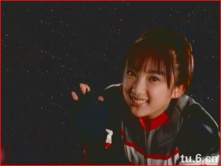 戴拿奥特曼中的绿川麻衣是谁?