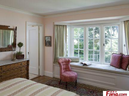 2018古典卧室飘窗设计效果图-房天下装修效果图