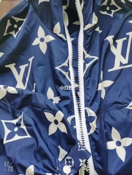 lv 海军风运动套装_海军风_路易威登怎么样_运动_休闲