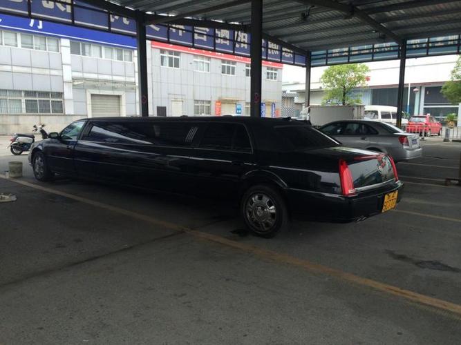 【杭州】2011年8月 凯迪拉克 凯迪拉克加长版 加长 黑色 手自一体