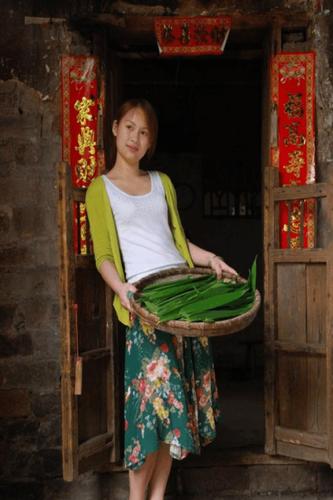 看看农村的姑娘,一点都不比城裏差,好想回农村