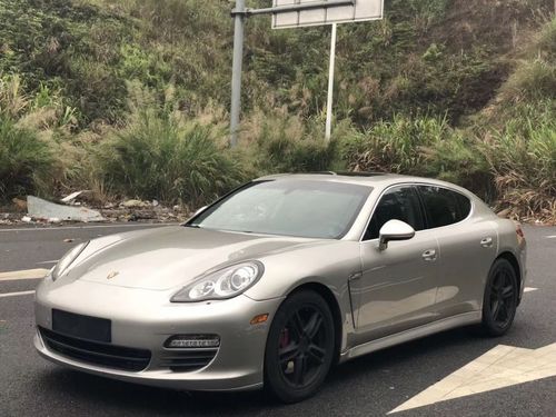 2013年 保时捷帕拉梅拉4.8s 香槟金色黑内