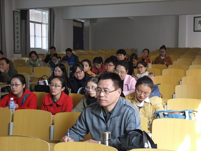 我校初中部教师赴徐州润杰中学交流,学习