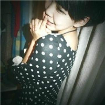 瞬间从希望变成绝望_可爱伤感的美女qq头像