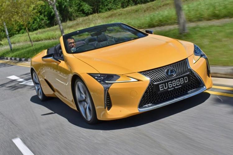 2021款雷克萨斯lc双门敞篷跑车:后排等于不用坐