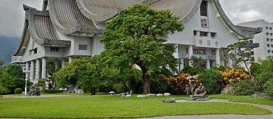 台湾慈济综合医院:现代化的佛教医院