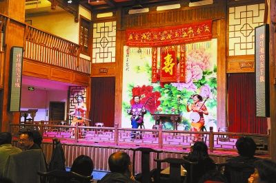 福州评话在三坊七巷演出