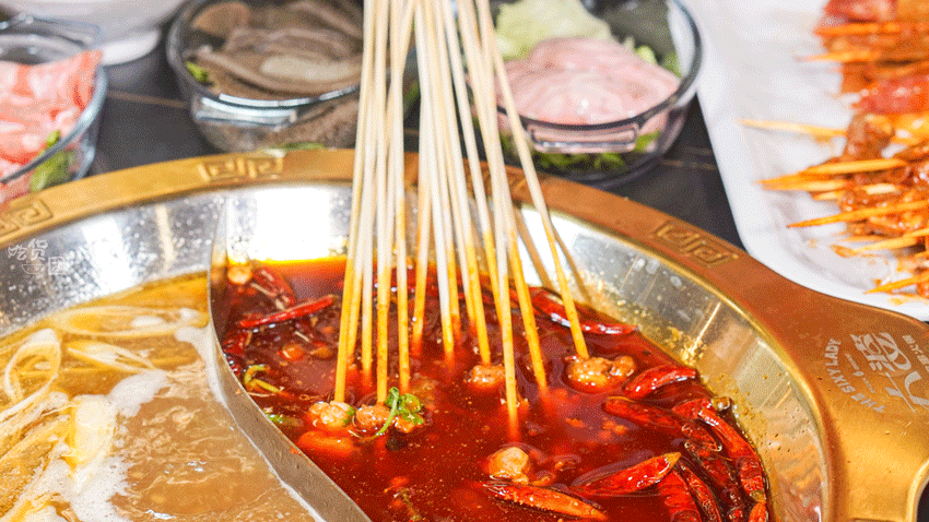 88元牛肉火锅自助烤肉不限量这店分分钟吃到扶墙出