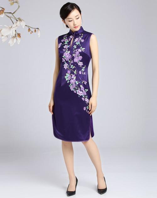 女款紫色印花真丝旗袍