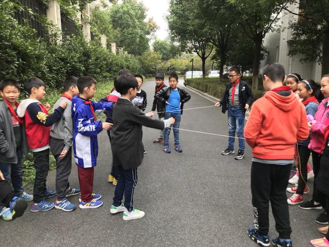 我会跳牛皮筋了