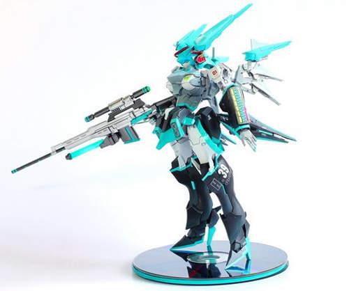 网友改装自制《钢弹初音号号》～超威的啦