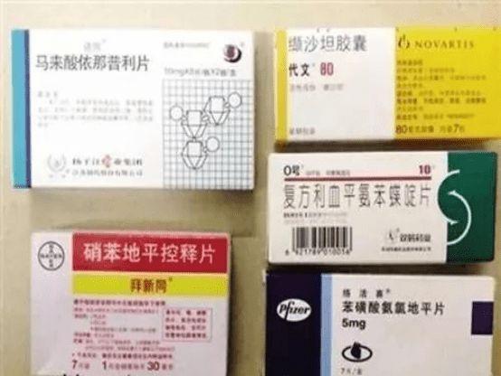 正在吃"地平"和"沙坦"两类降压药,到夏天的话,需要减药吗?