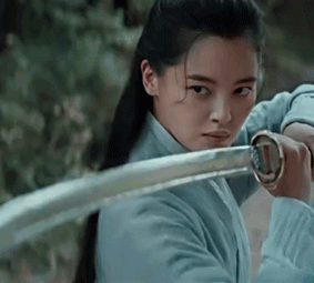 " 看了剧照就知道,这女人不好惹.
