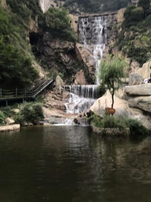 河北省景点大全 石家庄市景点大全 灵寿县景点大全 >漫山花溪谷景区