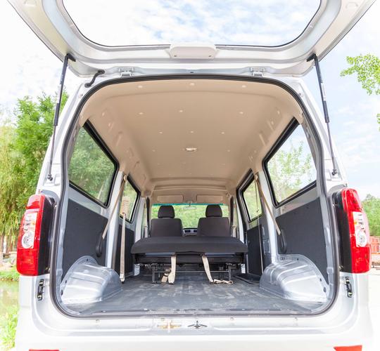 试驾|城乡货运新选择——长安睿行m60