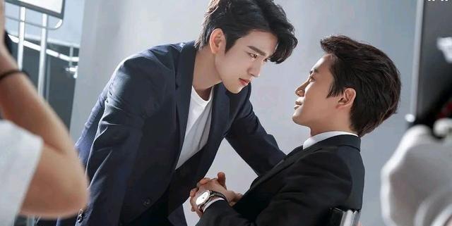 最新韩剧《恶魔法官》,双男主很上头