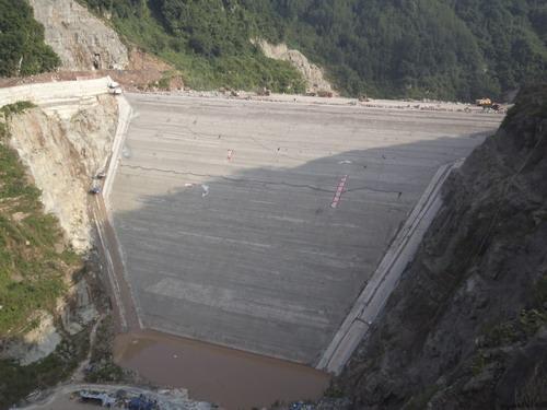[四川]白岩滩水库大坝投资4.86亿元 15日或全面封