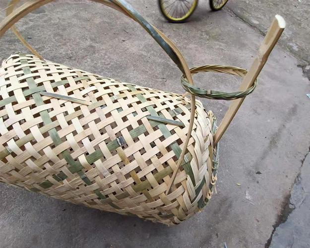 家用鸡笼手工制作鸭笼各种家禽动物竹笼子大号竹笼竹编制品工艺品