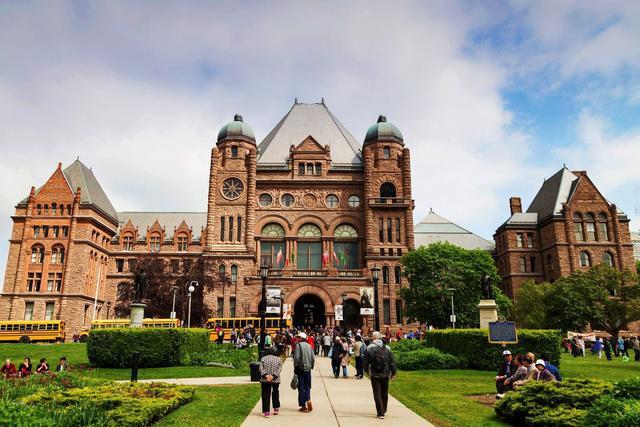 加拿大多伦多大学三个校区有啥区别