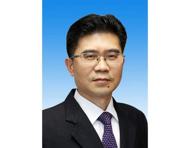 原任云浮市长王胜当选广东揭阳市市人大主任