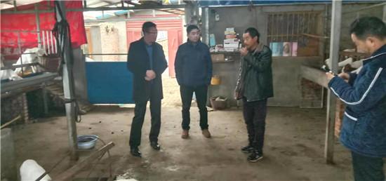 项城市新桥镇孙营行政村:羊倌周双成甩"贫帽"感党恩