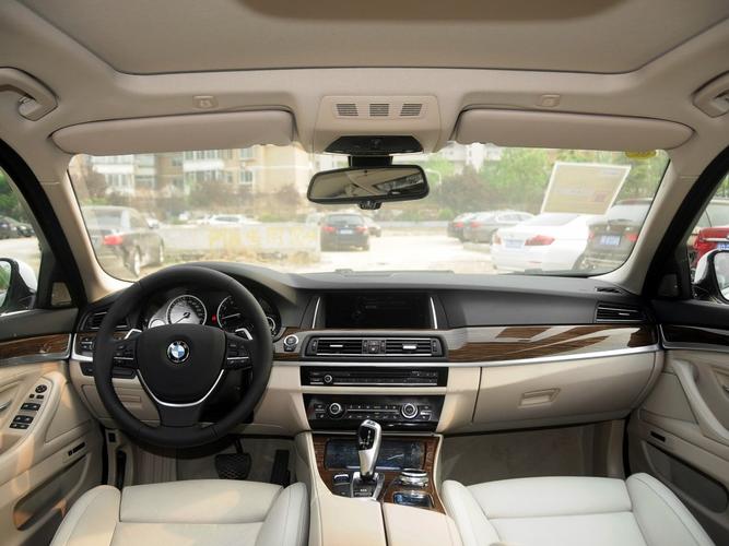 华晨宝马 宝马5系 2014款 535li 行政型 风尚设计套装