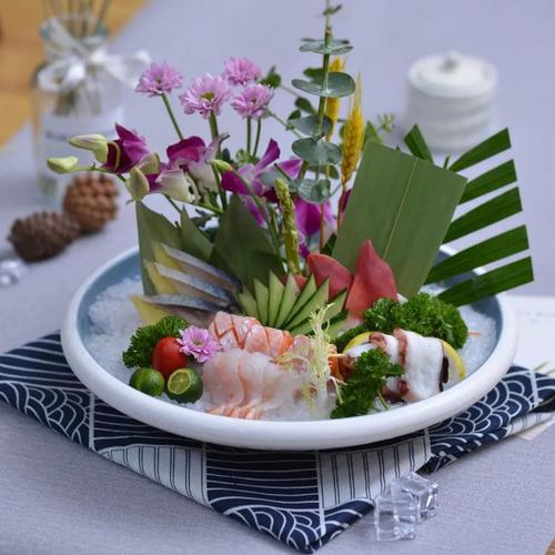 玫瑰花刺身拼盘